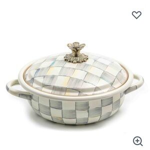 Checkered Ceramic Casserole Dish with Lid